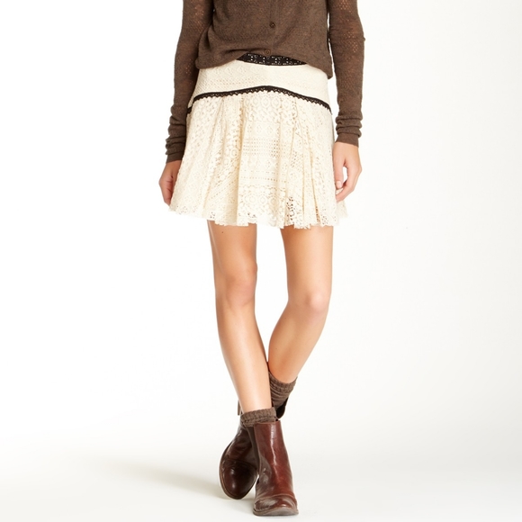 Free People Mini Skirt - Boho Ivory Lace Skirt - Picture 1 of 8